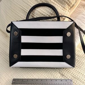 HENRI BENDEL. Classic. Elegant. Never worn.